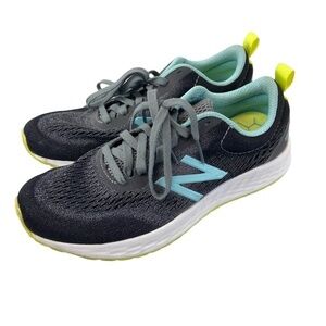 New Balance Fresh Foam Arishi Womens Size 7.5B Gray Blue Yellow Running WARISSC3